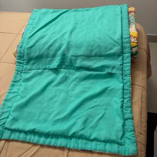 Edredón 150 con 2 almohadas a juego