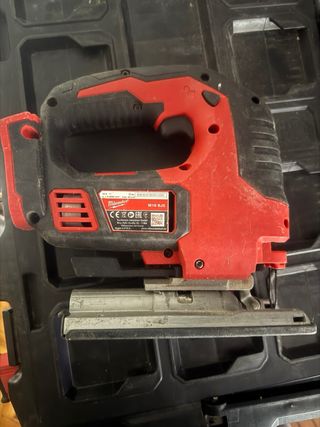 Sierra de calar Milwaukee M18