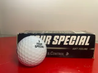 Bolas de Golf TaylorMade y Wilson