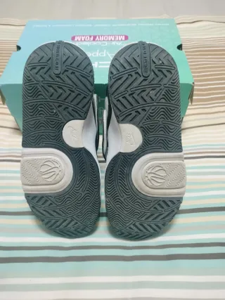 Scarpe Nike nere e bianche misura 40