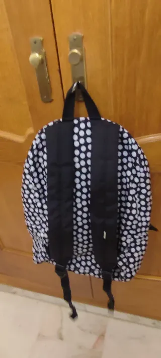 Mochila Vans Lunares Blanco y Negro