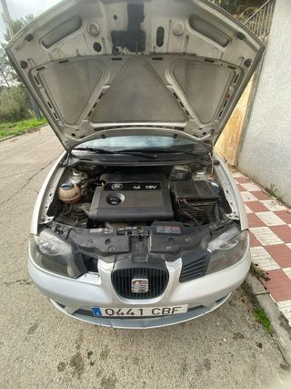 SEAT Ibiza 1.4 gasolina 2003 distintivo B