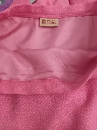 Conjunto chaqueta y falda rosa