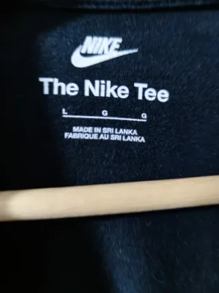 Camiseta Nike Negra Logo Swoosh