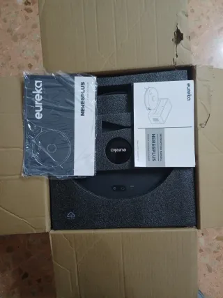 Eureka E6 Plus Robot Aspirador y Mopa