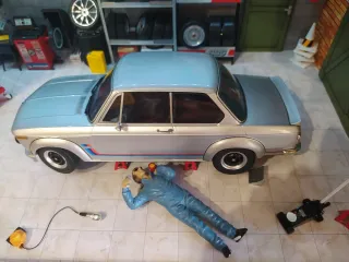 Maqueta BMW 2002 Turbo 1:18 Minichamps