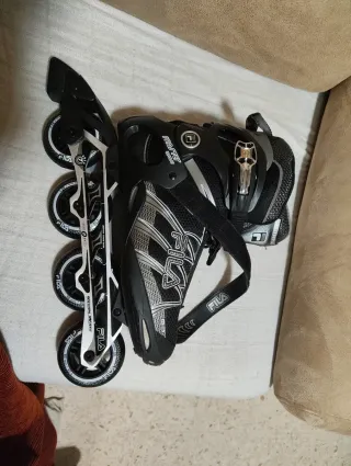 Patines en línea Fila, Negro y plata, talla 44