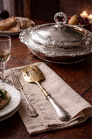 Cubierto de servicio francés metal