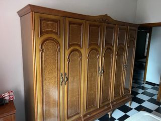 Armario de madera 6 puertas