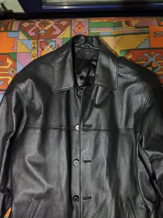 Abrigo de piel negro