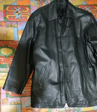 Abrigo de piel negro