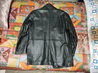 Abrigo de piel negro