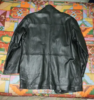 Abrigo de piel negro