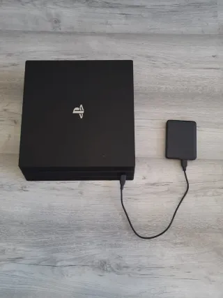 Consola Sony PS4 Pro 2TB