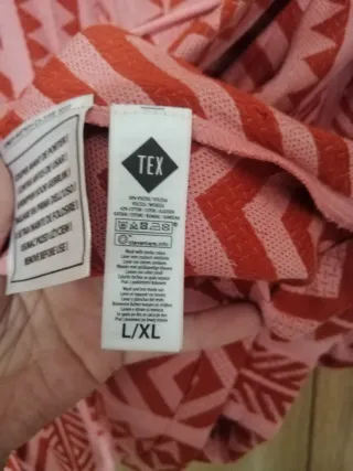 Chaqueta TEX Estampada Rosa y Roja Talla XL