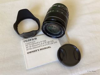 Cámara Fujifilm X-T1 con un objetivo