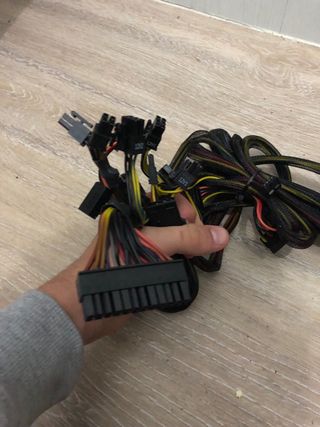 Fuente Alimentación Cougar Power 700W