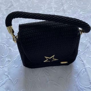 Bolso negro ganchillo estrella dorada