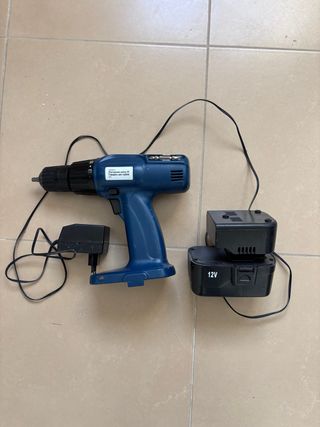 Atornillador a batería 12V
