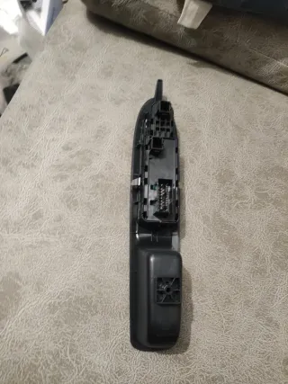 Interruptor Elevalunas Peugeot 3008/5008