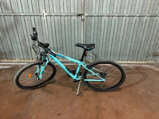 Bicicleta montaña azul