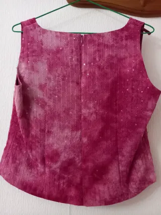 Conjunto falda y chaqueta con top lentejuelas rosa