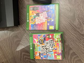 Xbox One X 1TB + Kinect + Giochi