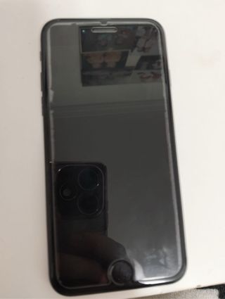 Apple iPhone SE Negro + fundas del mismo movil