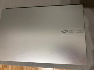 Portátil Asus Vivobook Go 15 OLED