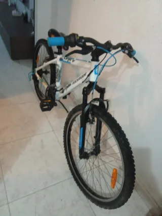 Bicicleta Rockrider Blanca