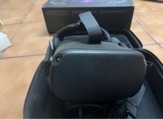 Oculus Quest VR Headset y Controles