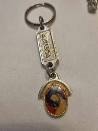 Lote religioso antiguo