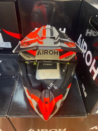 Casco Moto S Cross Airoh Twist 3