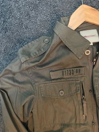 Guerrera militar verde Talla M/L