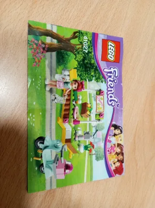 LEGO Friends Mia's Lemonade Stand 41027