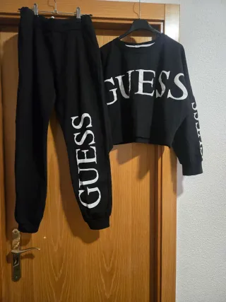 Conjunto Guess Negro Chandal