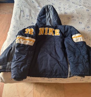 Giubbotto Nike bambino/a ottime condizioni