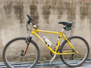 Bicicleta Montaña Amarilla Americahawk