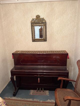 Piano Vertical Petrof Style Collection Caoba