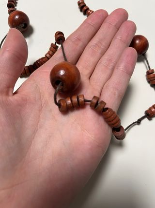 Collar doble de madera