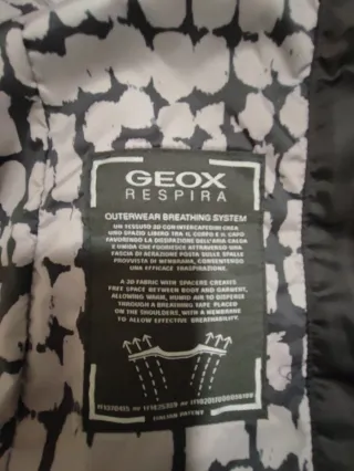 Chaqueta plumas Geox Mujer Negra Entallada