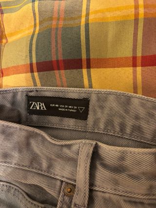 Pantalones Zara grises