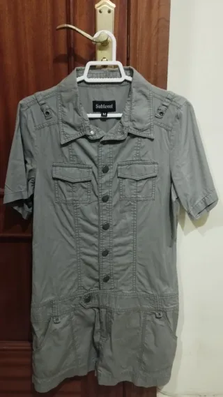 Vestido corto Sublevel verde militar Talla M