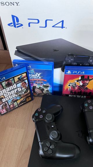 Consola Sony PS4 Negra 1TB + 2 mandos y 3 juegos