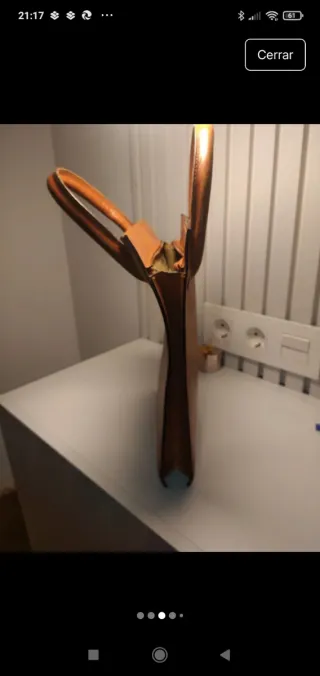 Bolso de mano de cuero marrón