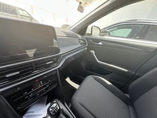 Volkswagen T-Roc 2024