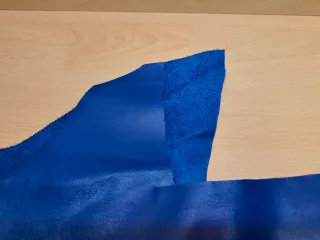 Pelle di vitello intera pieno fiore blu - nappa