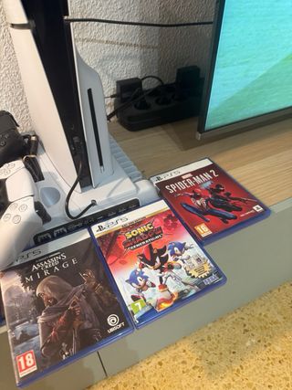 PlayStation 5 + 2 Mandos + 7 Juegos TOP