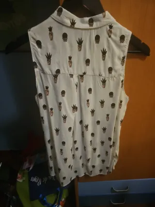 Camisa chaleco estampado piñas blanca