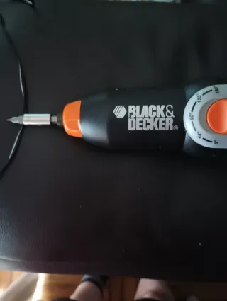 Taladro y destornillador Black & Decker